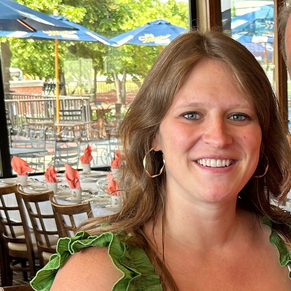 Meet your Posher, Christina